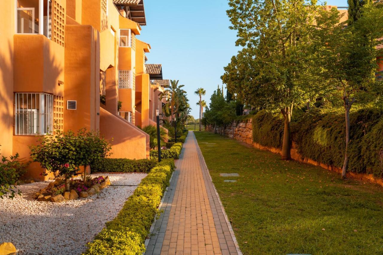 Beautiful 2-Bed Apartment In Casares Costa Bahia de Casares Bagian luar foto